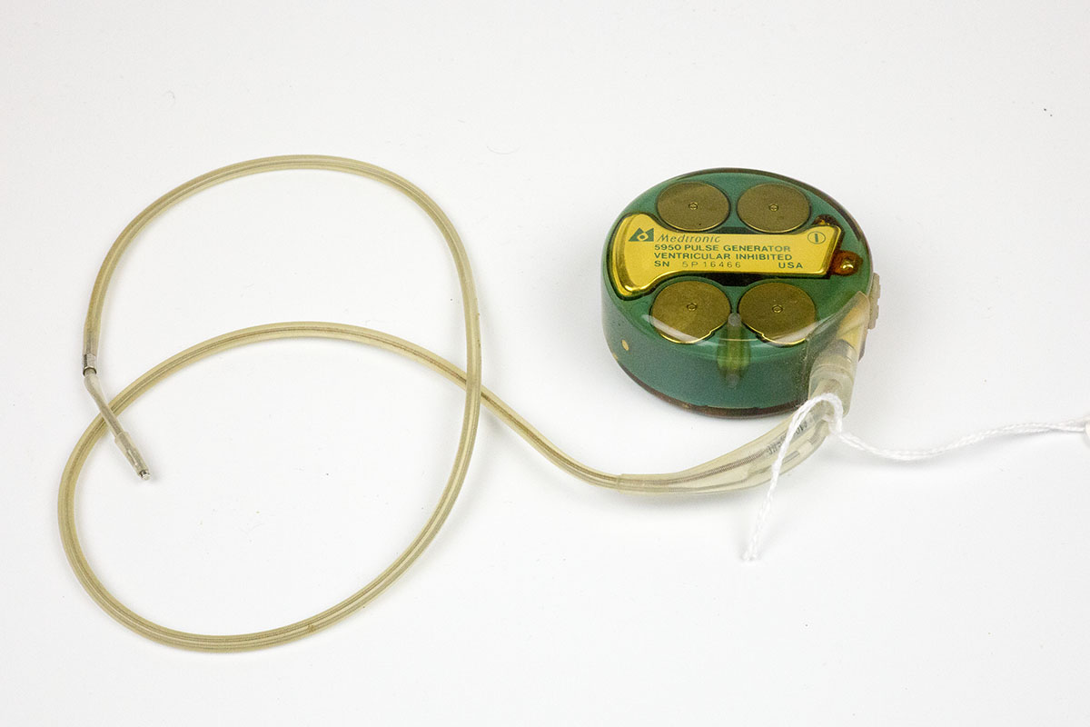 Cardiac Pacemaker and Electrode